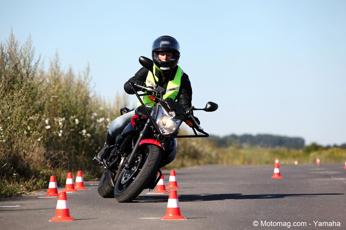 Apprentissage conduite auto-école